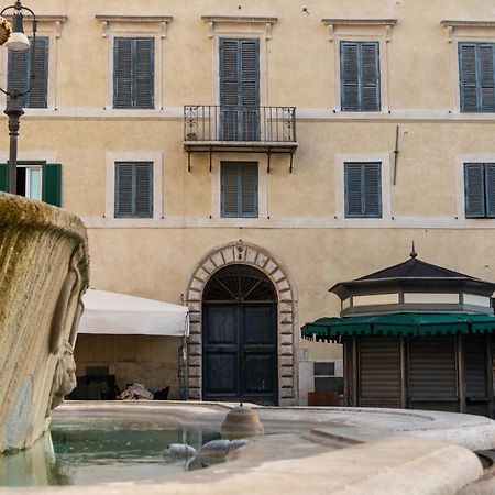 Casa Cristina In Piazza Farnese Daire Roma Dış mekan fotoğraf