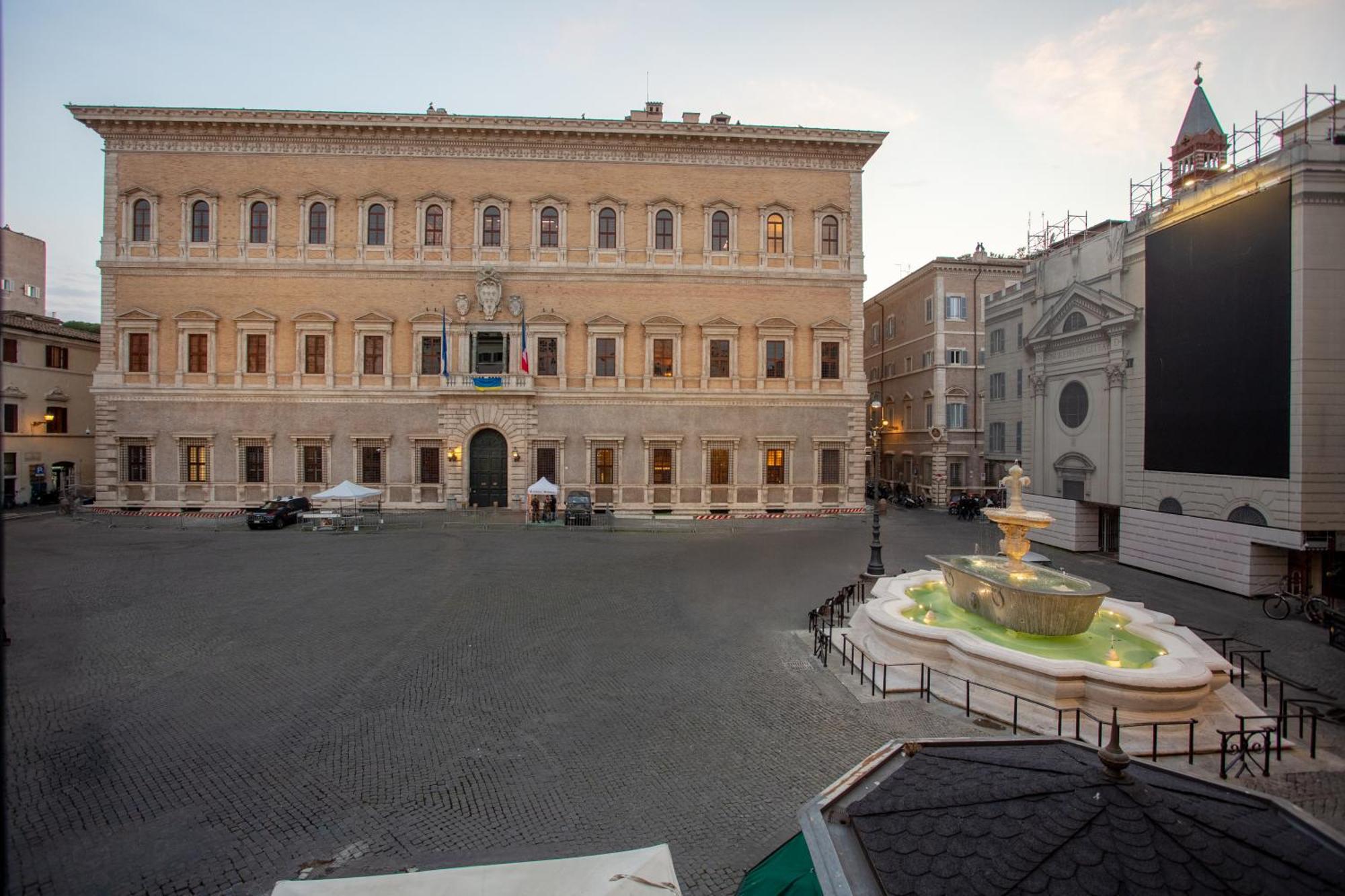 Casa Cristina In Piazza Farnese Daire Roma Dış mekan fotoğraf