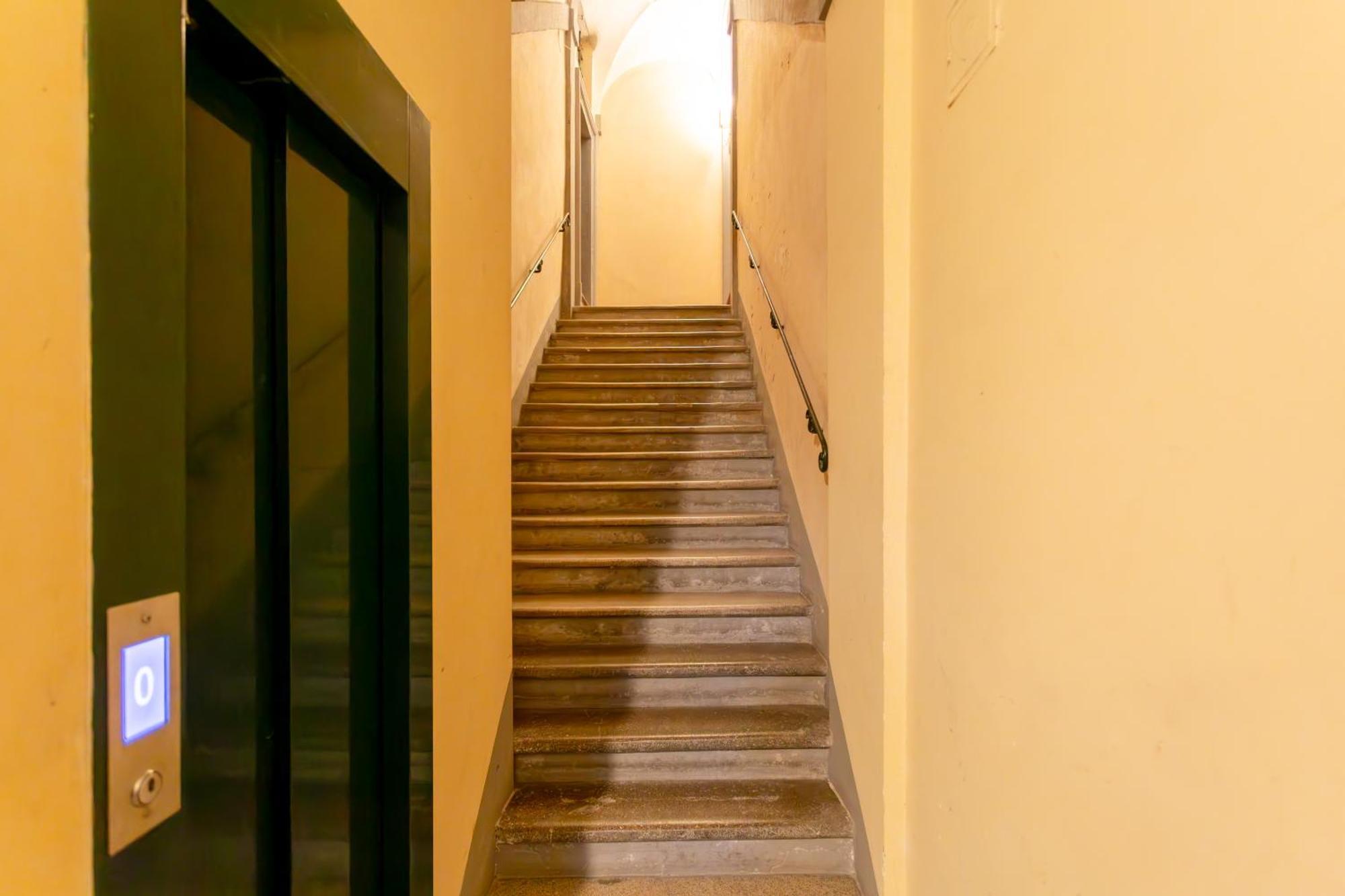Casa Cristina In Piazza Farnese Daire Roma Dış mekan fotoğraf